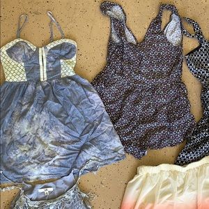 Women medium sized summer dresses/skirt